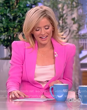 Sara’s pink puff shoulder blazer on The View