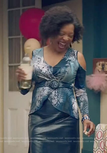 Violet’s blue animal print cold shoulder top on Queen Sugar