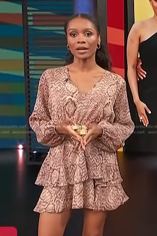 Zuri’s brown printed layered mini dress on Access Hollywood