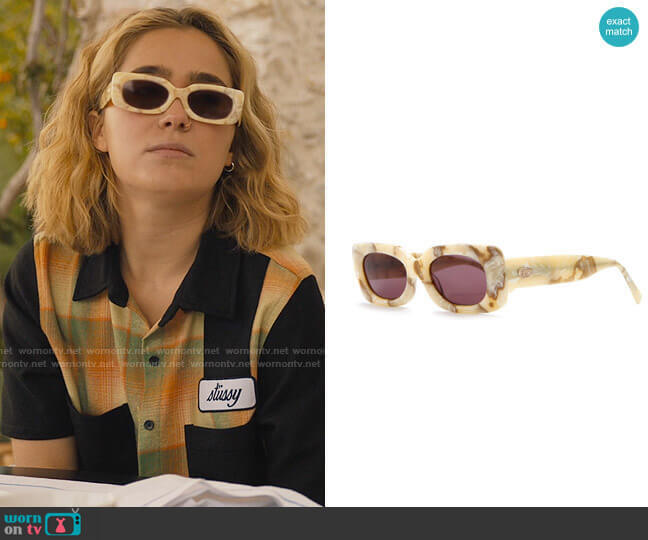 Crap Eyewear The Super Phreek Sunglasses in Cream Marble Bio / Plum worn by Portia (Haley Lu Richardson) on The White Lotus