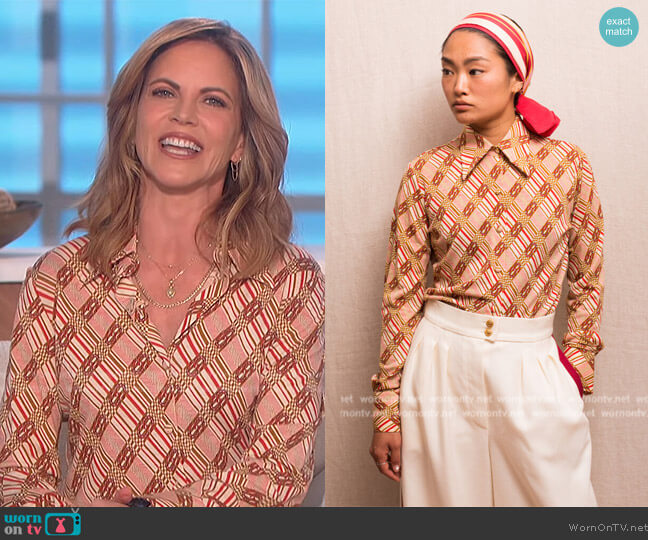 Gucci Wool Monogram Top worn by Natalie Morales on The Talk