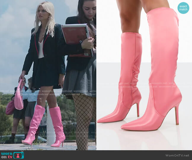 Public Desire Best Believe Knee High Heel Boots in pink satin worn by Isadora Artinan (Valentina Zenere) on Elite