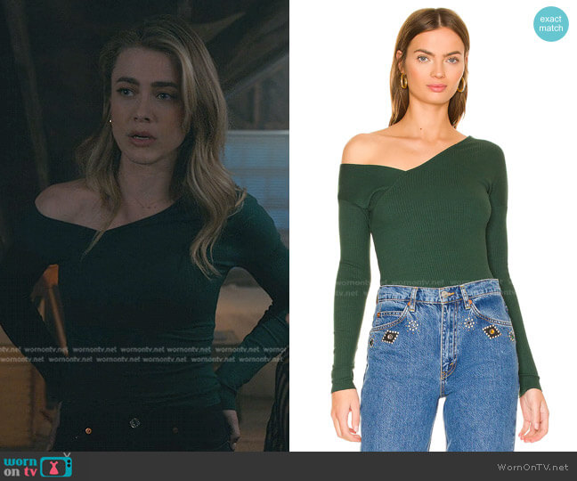 The Range Alloy Rib Tilted Button Tee in Emerald worn by Michaela Stone (Melissa Roxburgh) on Manifest