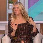 Amanda’s brown plaid dress on The Talk
