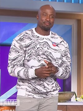Akbar’s marble print sweatshirt on The Talk