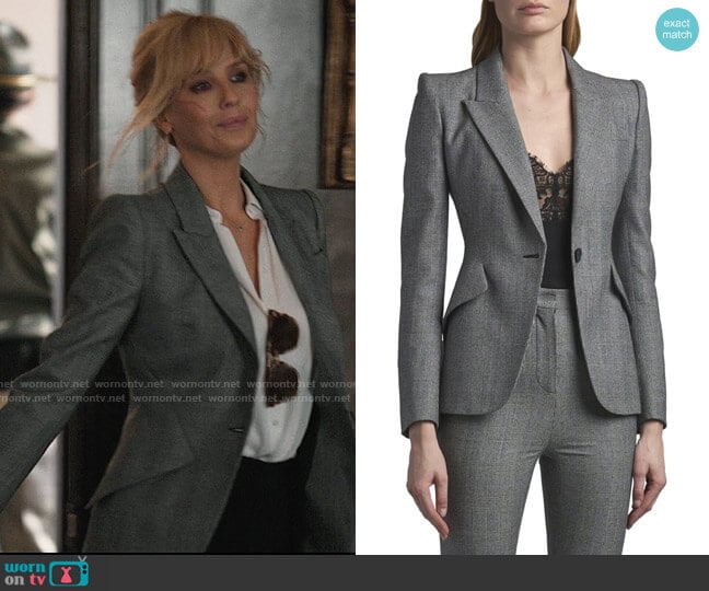 Alexander McQueen Glen Plaid Single Button Blazer worn by Beth Dutton (Kelly Reilly) on Yellowstone