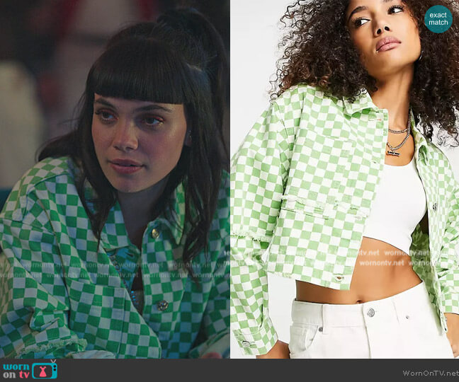 Bershka Checkerboard Denim Jacket worn by Mencia Blanco (Martina Cariddi) on Elite
