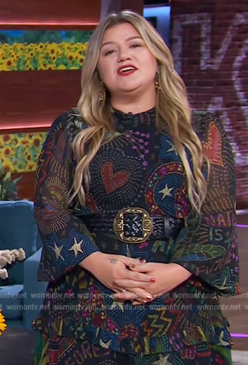 Kelly’s black multicolored print maxi dress on The Kelly Clarkson Show