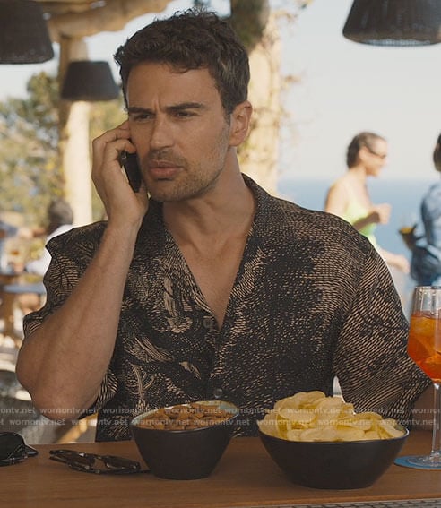 Cameron’s tree print shirt on The White Lotus