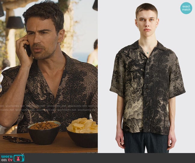 Dries van Noten Cassi Shirt worn by Cameron Sullivan (Theo James) on The White Lotus
