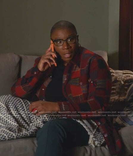 Hen’s red plaid shirt on 9-1-1