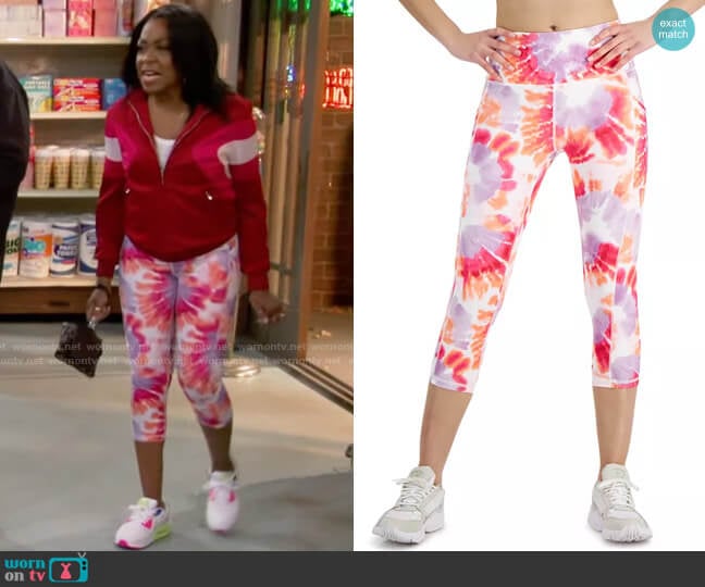 ID Ideaology Compression Dye-Print Side-Pocket Cropped Leggings in Dye Peach worn by Tina Butler (Tichina Arnold) on The Neighborhood