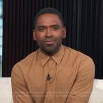 Justin’s beige pinstripe shirt on E! News