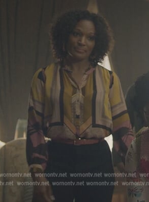 Mixed print blouse on Stargirl
