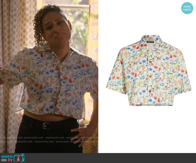 R13 Cropped Floral Shirt worn by Sophie Suarez (Rosanny Zayas) on The L Word Generation Q