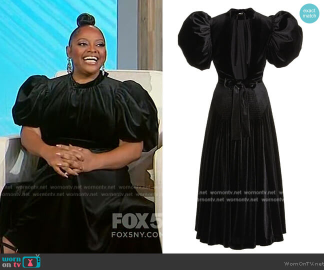 Rotate Noon puff-sleeve velvet-effect dress worn by Sherri Shepherd on Sherri
