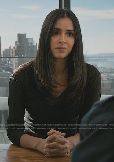 Saanvi’s black ribbed v-neck sweater on Manifest