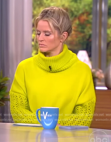 Sara’s neon turtleneck sweater on The View