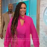 Shaunie Henderson’s pink tie neck blouse on Sherri