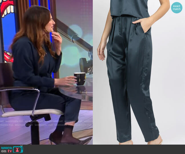 The Sei Tapered Trousers in Night worn by Lake Bell on CBS Mornings