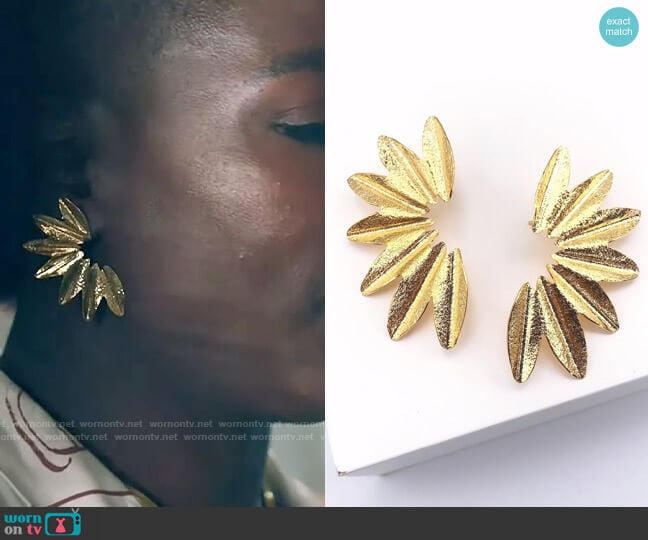 Treasure Jewels Abientot Earrings worn by Nova Bordelon (Rutina Wesley) on Queen Sugar