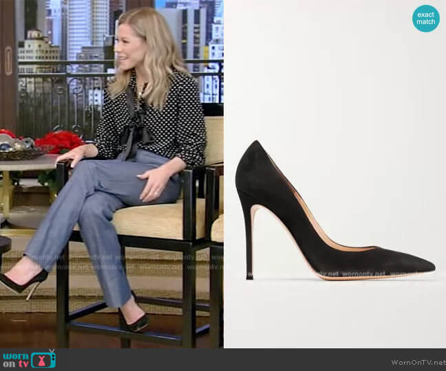 Gianvito Rossi 105 suede pumps worn by Kelly Ripa on Live with Kelly and Mark