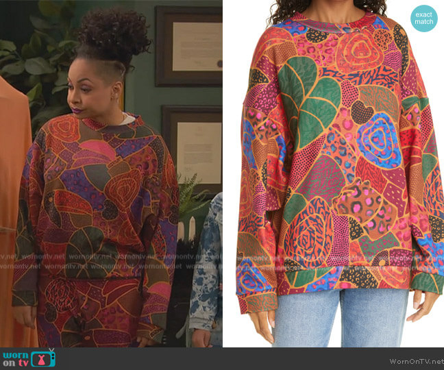 Farm Rio Animal Tunic Sweatshirt worn by Raven Baxter (Raven-Symoné) on Ravens Home