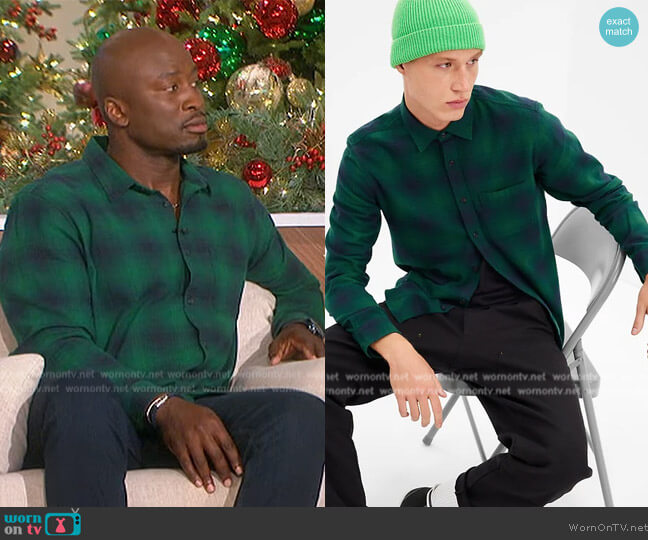 Gap Flannel Shirt in Untucked Fit worn by Akbar Gbajabiamila on The Talk