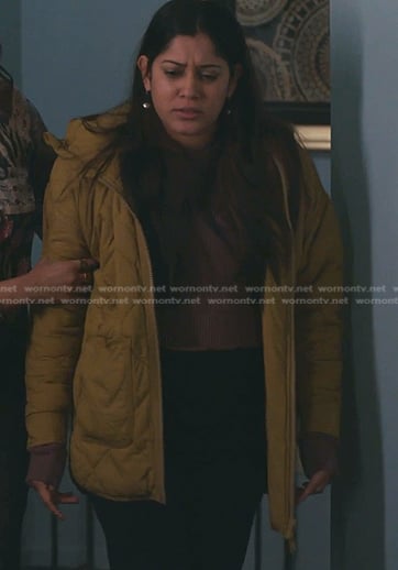 Padma’s yellow puffer jacket on The Resident