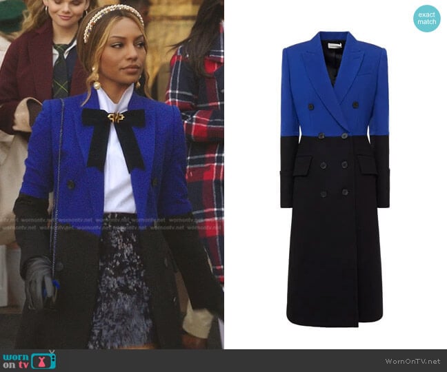 Felt Coat by Alexander McQueen Double-Breasted Two-Tone worn by Monet de Haan (Savannah Lee Smith) on Gossip Girl