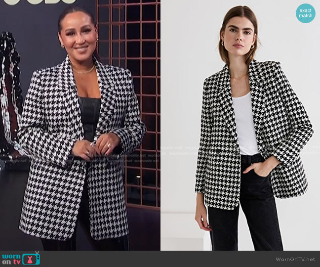 Anine Bing Madeleine Blazer worn by Adrienne Houghton on E! News