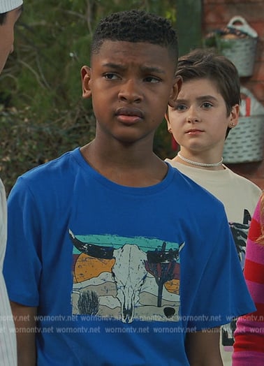 Jake’s blue graphic print tee on Bunkd