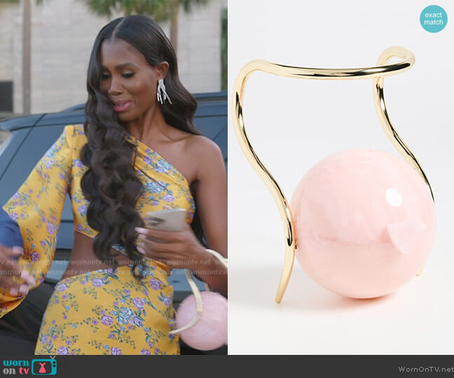 Cult Gaia Pearl Bag worn by Kiki Barth (Kiki Barth) on The Real Housewives of Miami