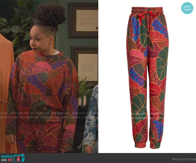 Farm Rio Hidden Animals Joggers worn by Raven Baxter (Raven-Symoné) on Ravens Home