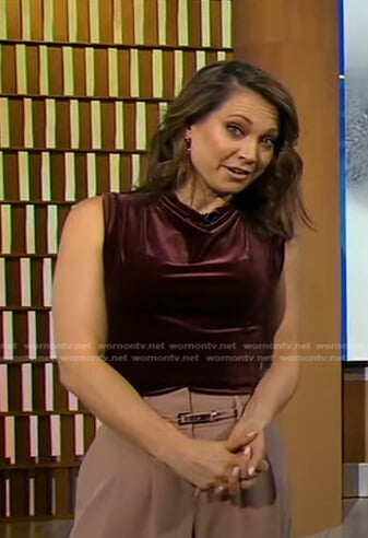 Ginger’s brown draped velvet top on Good Morning America
