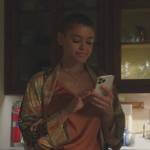 Julien’s printed satin kimono on Gossip Girl