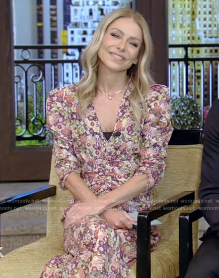 Kelly’s floral print ruched v-neck dress on Live with Kelly and Ryan