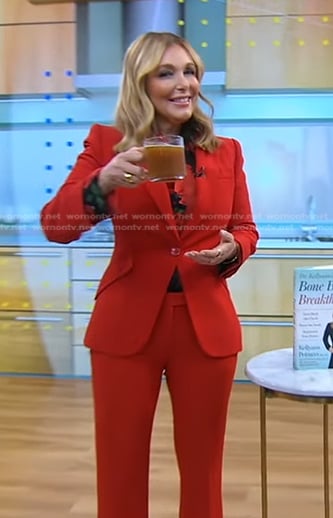 Dr. Kellyann Petrucci’s red blazer on Good Morning America