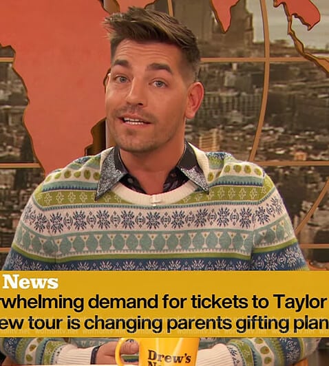 Matt Roger’s fairisle print sweater on The Drew Barrymore Show