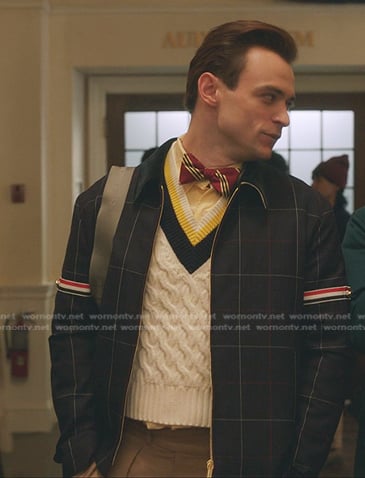 Max’s navy check jacket on Gossip Girl