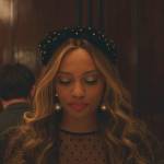 Monet’s black embellished velvet headband on Gossip Girl