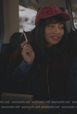 Monet’s red tweed cap on Gossip Girl