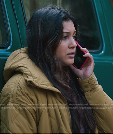 Padma’s yellow puffer jacket on The Resident