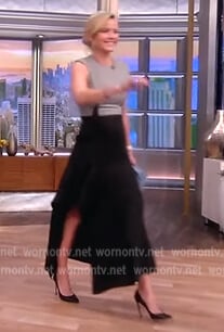 Sara’s two-tone dress on The View