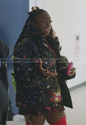 Shan’s black print puffer jacket on Gossip Girl