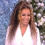 Sunny’s white wrap blazer on The View