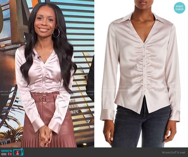 Theory Ruched Shirt in Dried Petal worn by Zuri Hall on Access Hollywood