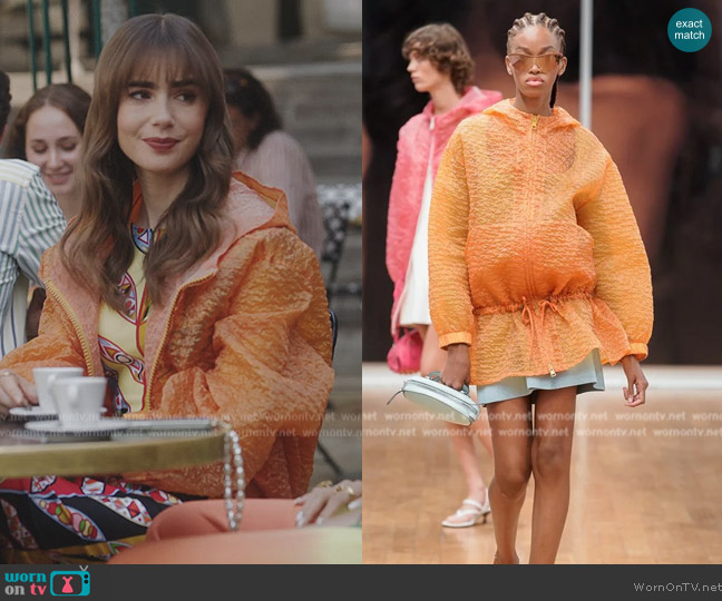 Tod's 2022 Spring Summer Collection worn by Emily Cooper (Lily Collins) on Emily in Paris