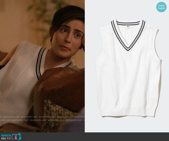 Uniqlo Washable V-Neck Vest worn by Sarah Finley (Jacqueline Toboni) on The L Word Generation Q