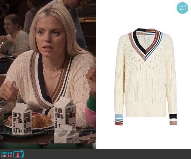 Veronica Beard Rory Sweater worn by Leighton Murray (Reneé Rapp) on The Sex Lives of College Girls